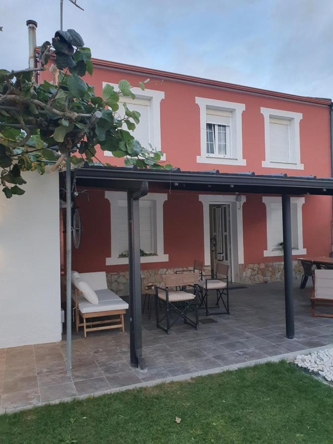 Casa Flor Delfin Ribadeo Villa Ngoại thất bức ảnh